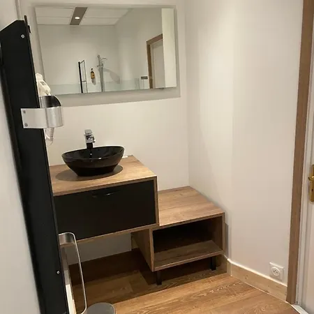 & Restaurant Le Patio 2* Vichy