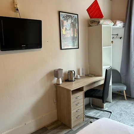 & Restaurant Le Patio Виши
