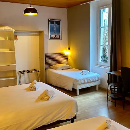 & Restaurant Le Patio 2* Vichy