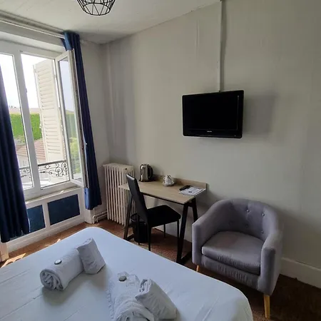 & Restaurant Le Patio 2* Vichy