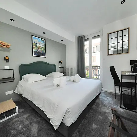 Otel & Restaurant Le Patio Vichy