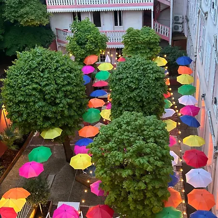 Отель & Restaurant Le Patio
