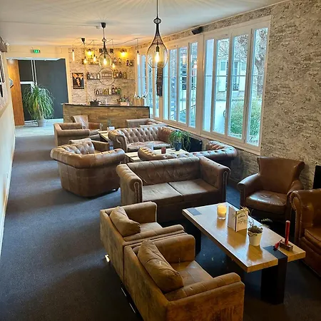 Отель & Restaurant Le Patio Виши