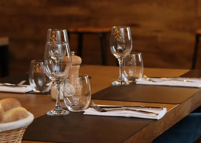 & Restaurant Le Patio Отель