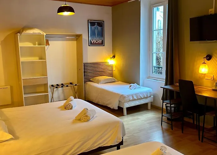 & Restaurant Le Patio 2* Виши