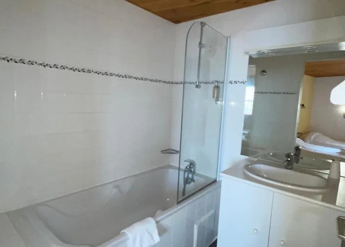 Отель & Restaurant Le Patio Виши