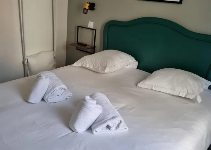 Отель & Restaurant Le Patio Виши