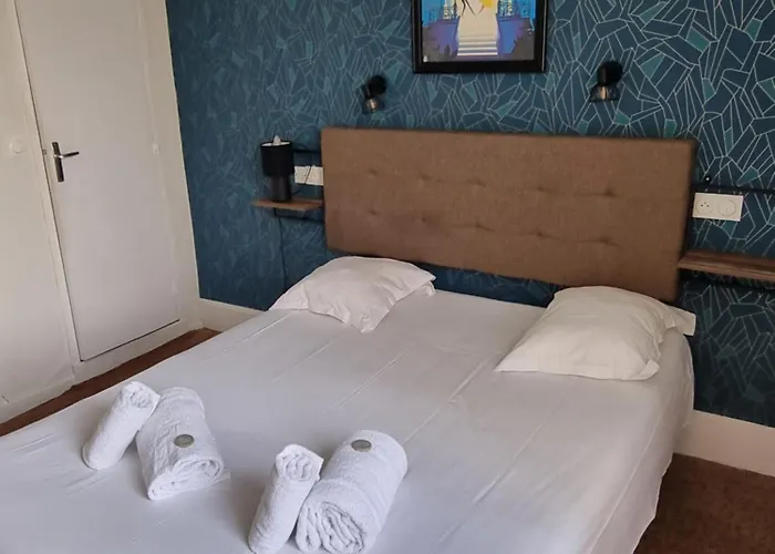 & Restaurant Le Patio Виши