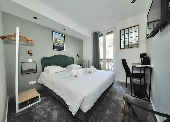 Отель & Restaurant Le Patio Виши