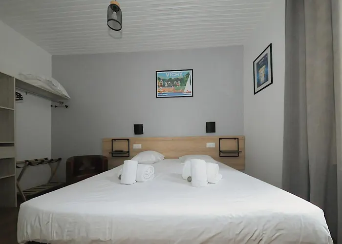 & Restaurant Le Patio Отель